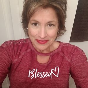 Meet your Posher, Debra